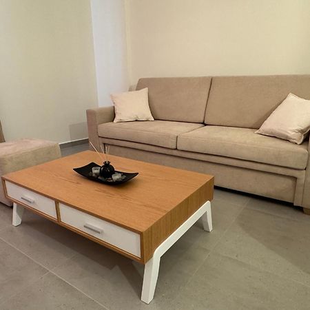Odore Di Mare Apartments Sarandë エクステリア 写真
