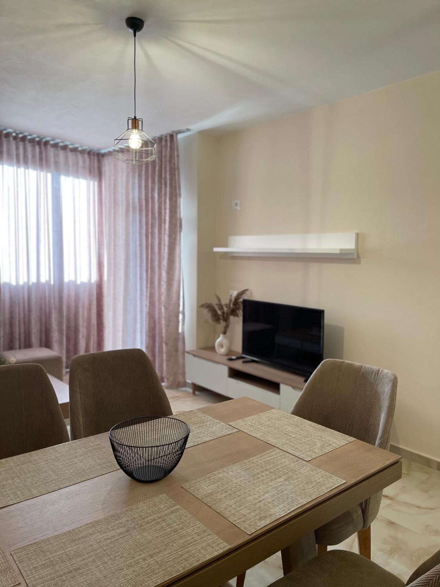 Odore Di Mare Apartments Sarandë エクステリア 写真