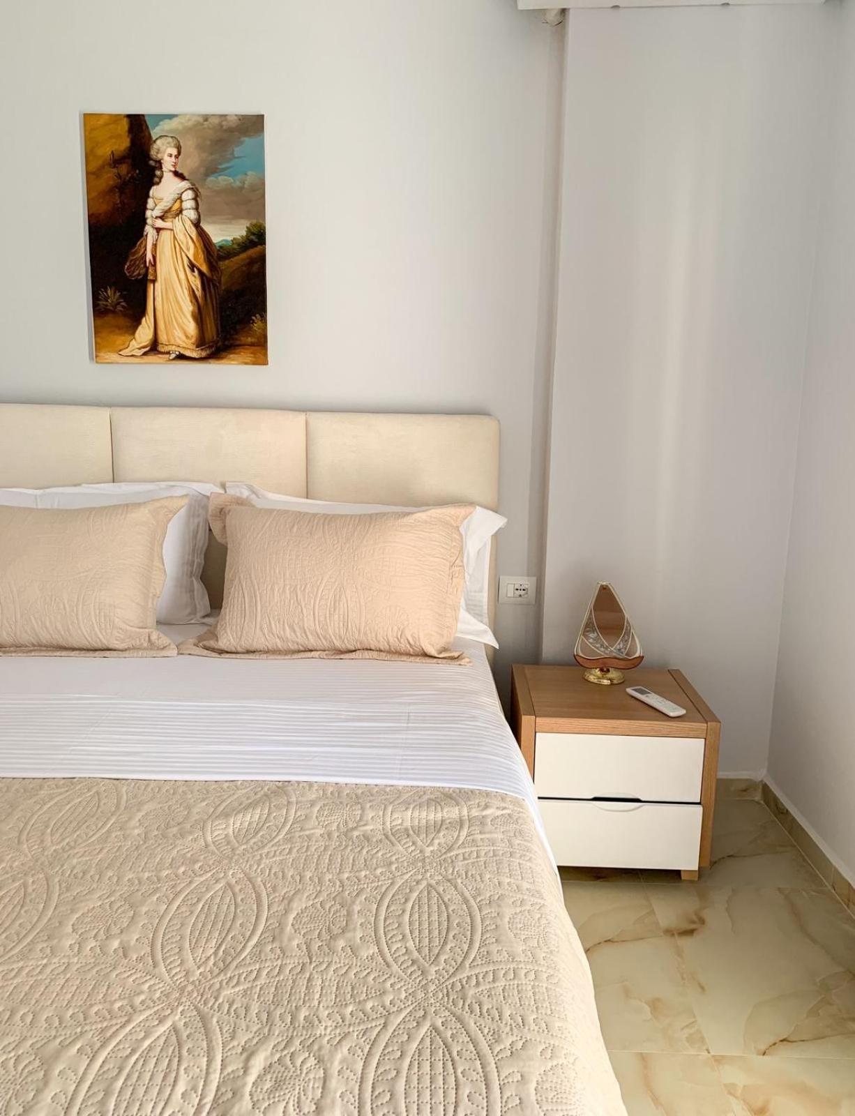 Odore Di Mare Apartments Sarandë エクステリア 写真