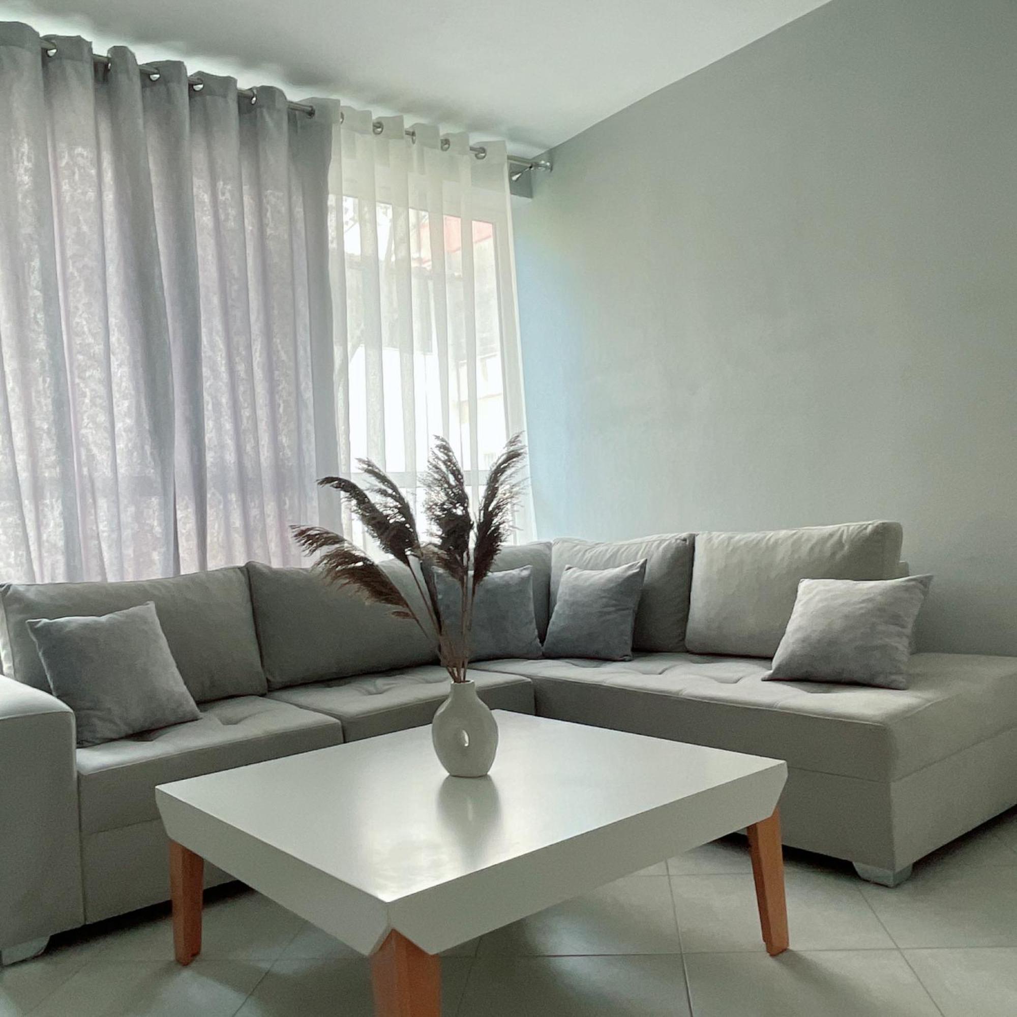 Odore Di Mare Apartments Sarandë エクステリア 写真