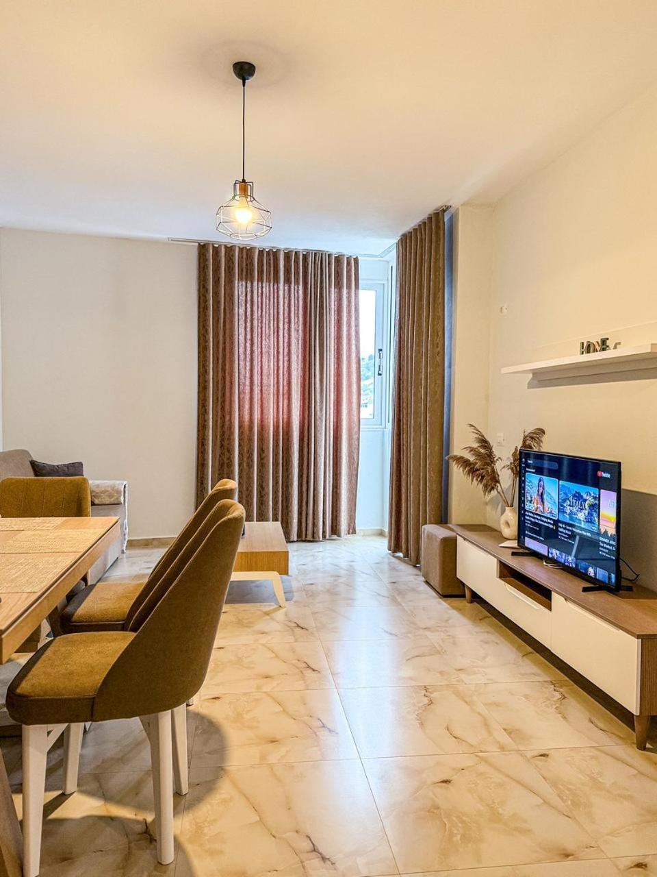 Odore Di Mare Apartments Sarandë エクステリア 写真